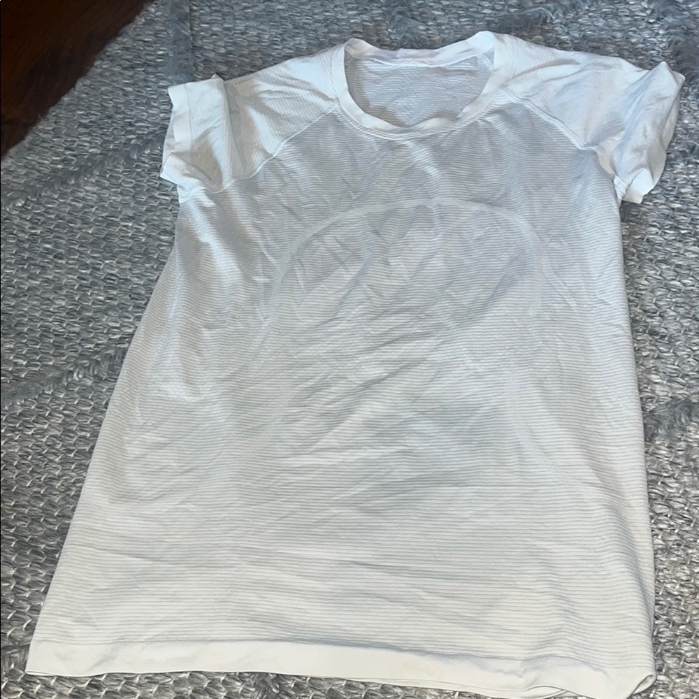 Lululemon swiftly tech